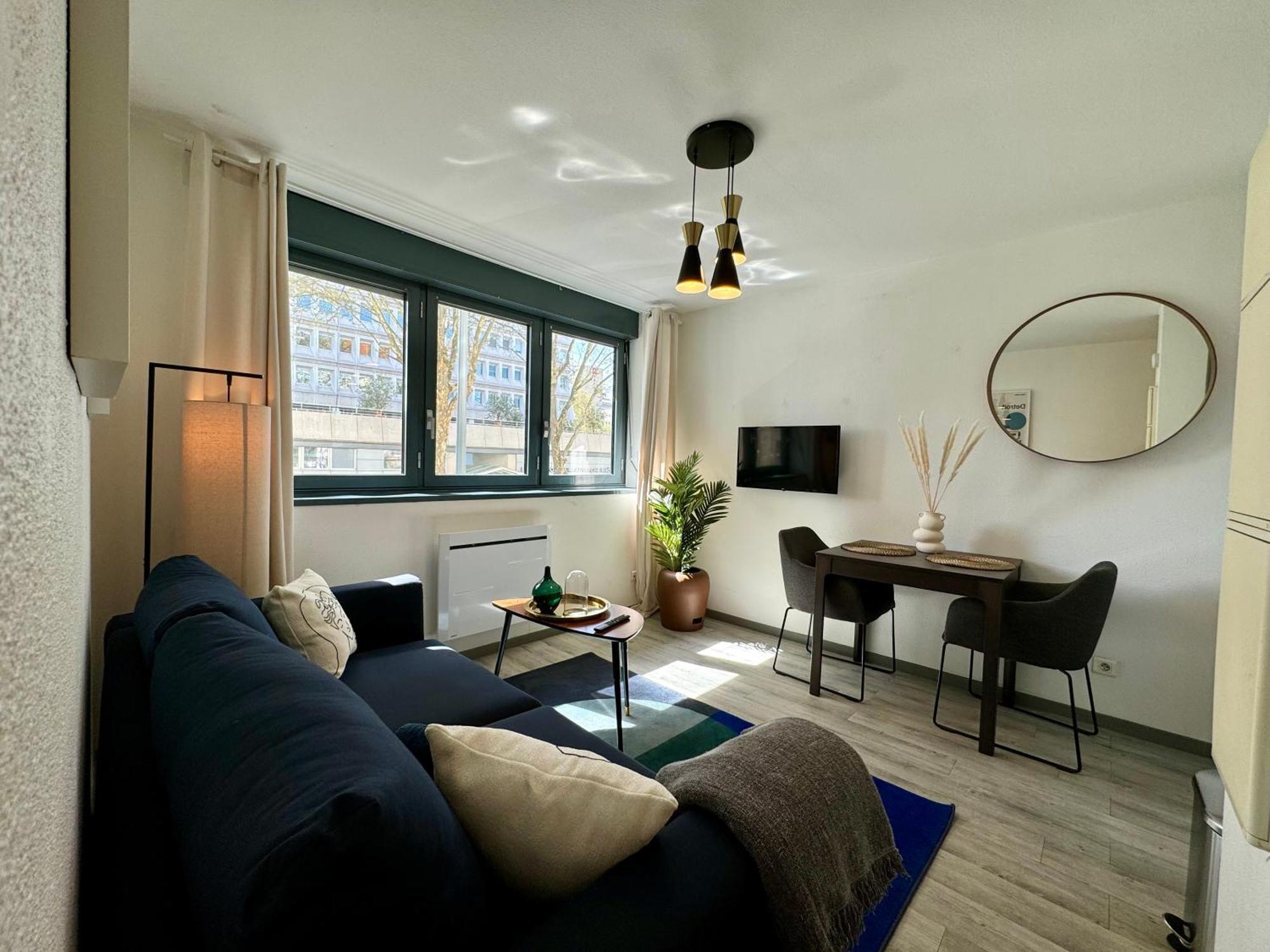 Suite Baya Lyon Exterior photo